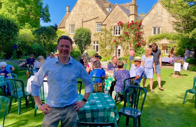 TAYNTON VILLAGE FETE Nr. BURFORD, OX18 4UH